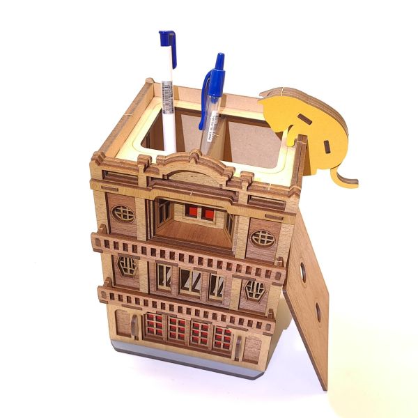 【現貨】筆筒 桌上收納 木製筆筒 文具收納 創意筆筒 桌面收納 桌面小物 辦公室收納 禮品 鹿港 餅店 建築物 