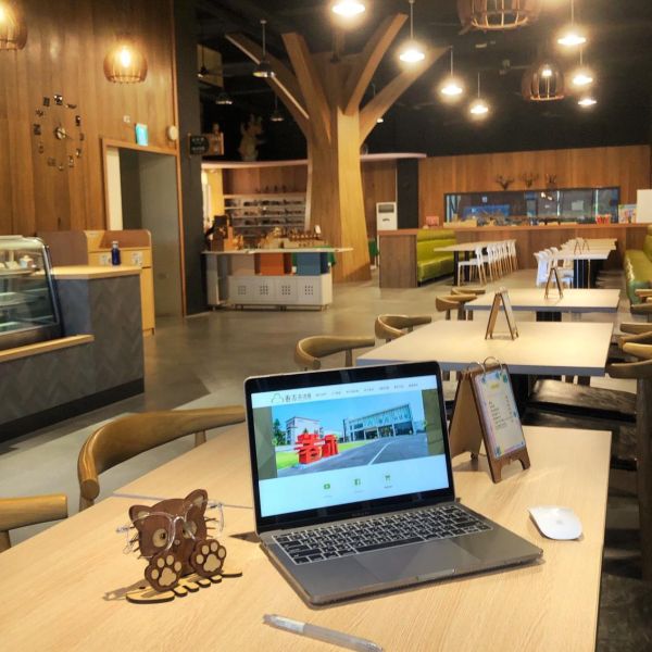 【全館現貨】【貓咪 眼鏡架】小貓咪 造型 手作 DIY 組裝 模型 動手做 辦公室 收納盒 收納 動手做 寵物 