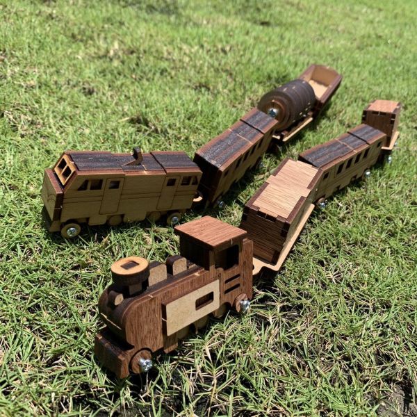 【全館現貨】卷木森活館【小火車】手作 DIY 組裝 木製玩具 動手做 交通工具 模型 玩具車 火車 