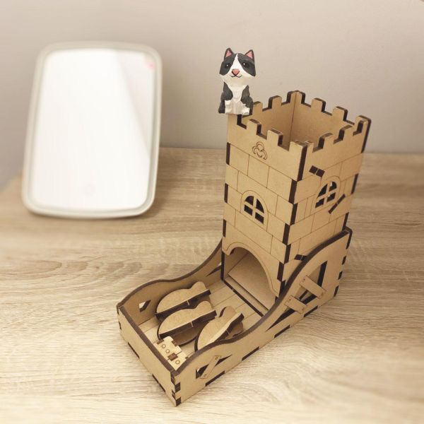 【全館現貨】【骰子塔 (附槌子)】骰子 十八豆子 桌遊 遊戲 DIY 組裝 木製玩具 動手做 兒童玩具 益智遊戲 