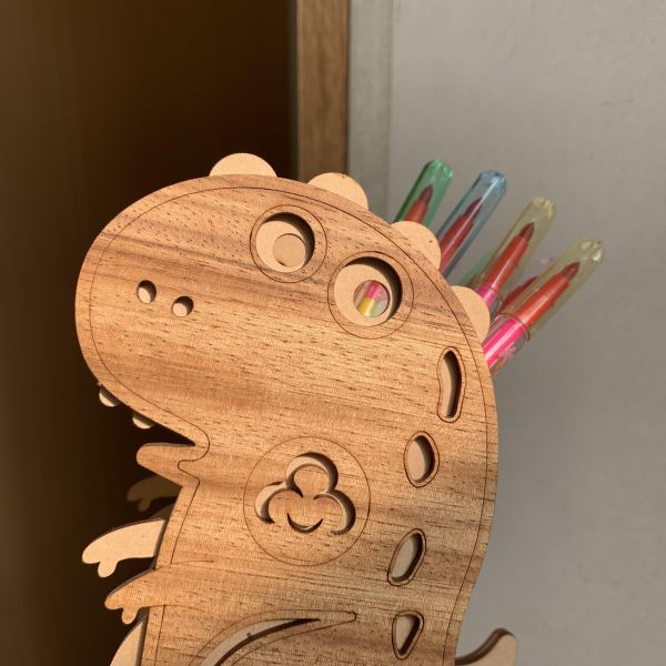 【全館現貨】卷木森活館【暴龍造型筆筒】恐龍 造型 DIY 組裝 木製玩具 模型 動手做 兒童玩具 辦公室 童趣 可愛 