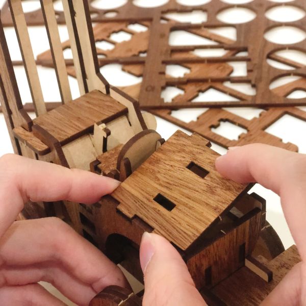 【全館現貨】卷木森活館【堆高機】手作DIY 組裝 木製玩具 動手做 交通工具 模型 玩具車 