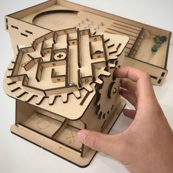 【全館現貨】卷木森活館【旋轉迷宮】DIY 組裝 木製玩具 模型 動手做 兒童玩具 益智 