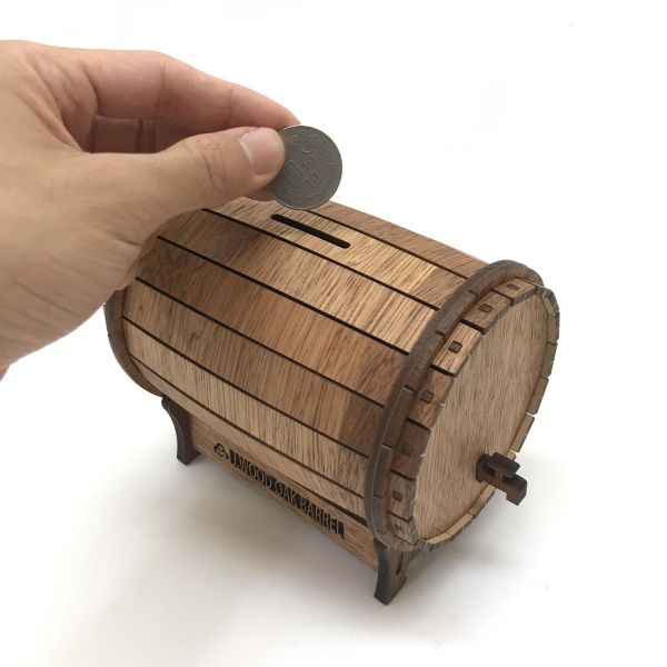 現貨【橡木桶存錢筒】創意 存錢罐 DIY 組裝 酒鬼 酒空 手作 木製 擺飾 小費箱 打賞 交換禮物 質感 聖誕節熱紅酒 