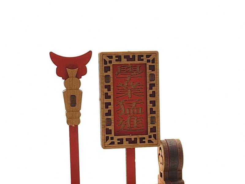 【全館現貨】【祈福筆座】 白沙屯 拱天宮 粉紅超跑 可客製化 DIY 組裝 木製玩具 模型 動手做 辦公室 筆架 文昌筆 