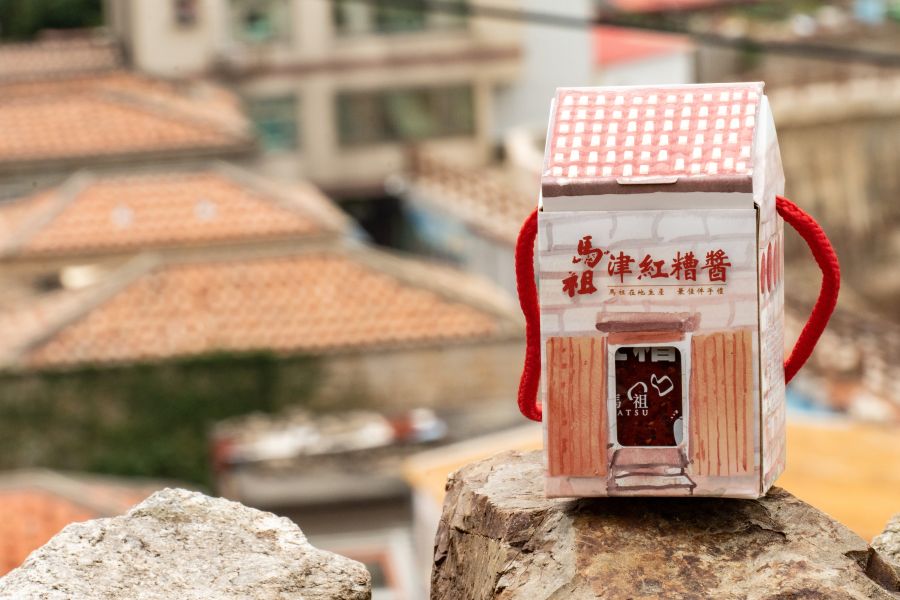 來自馬祖的家鄉味︱馬祖紅糟醬 馬祖紅糟醬,馬祖伴手禮推薦,紅糟料理食譜
,馬祖特產購買,古法釀造紅糟,在地永續食材,天然發酵佐料