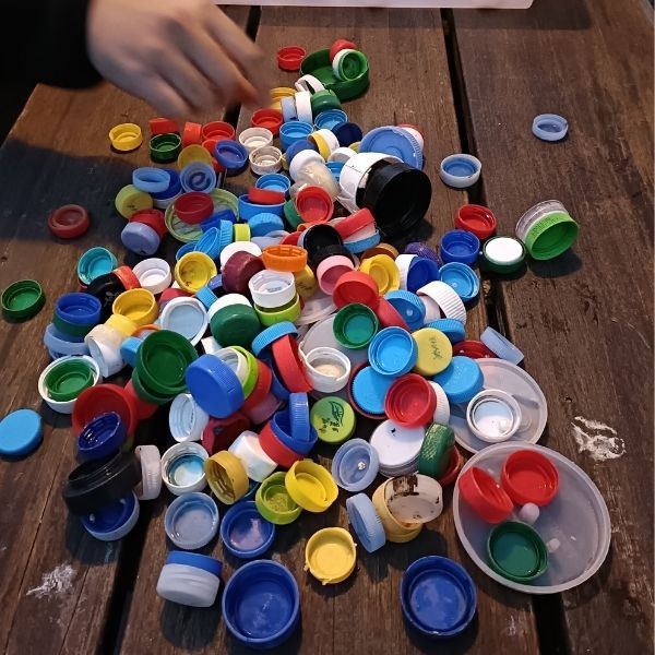 永續教育︱海塑永續畫 海塑永續畫體驗,海洋廢棄物環境教育,ESG 永續體驗活動,資源循環教育課程,海廢再生藝術,企業永續活動推薦,環境教育工作坊