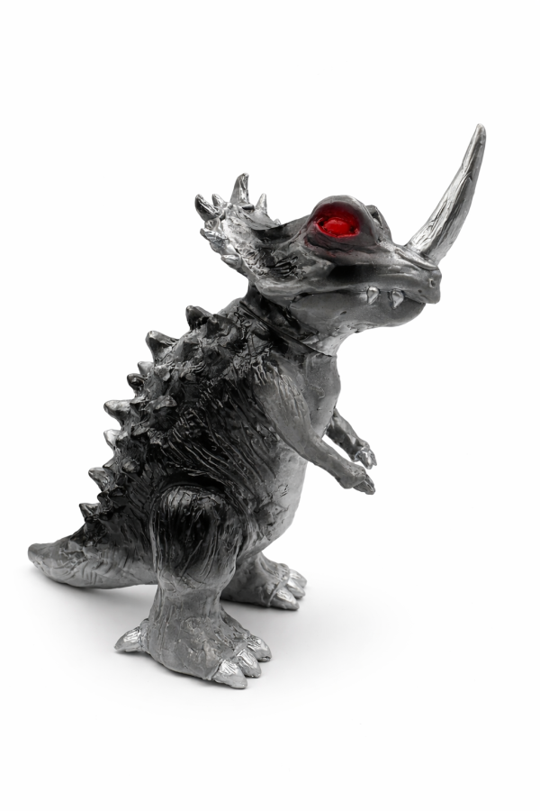 UUMAA｜ 大角竜 UUMAA, 大角竜, Sofubi, 軟膠玩具, 怪獸玩具, 原創怪獸, 設計師玩具, 灰模配色, vinyl toy, sofubi monster