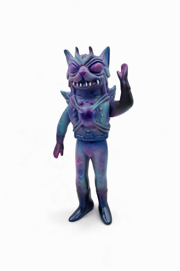 Re:BOOT  怪獸戰士系列全套(限定色） FIG.LAB 推出 Re.Boot 2 系列設計師玩具,以藍紫漸層電鍍質感打造未來怪獸角色。細節雕刻鮮明、風格強烈,適合收藏與展示的限量藝術玩具作品。