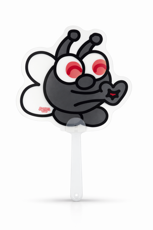 不明生物俱樂部｜蚊子扇子（角色手持扇） 不明生物俱樂部, Creature Collectors Club, 蚊子扇子, 手持扇, 夏日小物, 角色扇子, 插畫周邊, 原創設計, 可愛怪奇, 市集必備