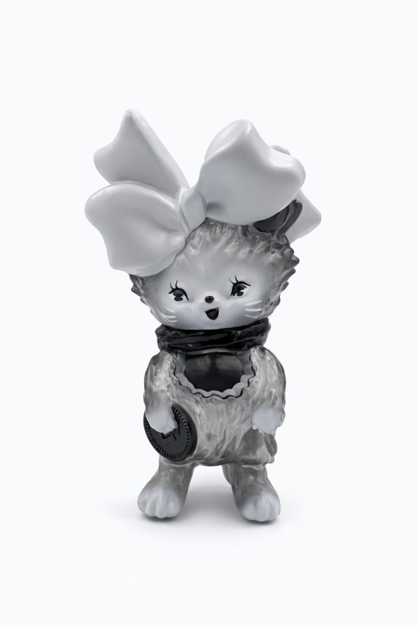 BABKat Vinyl Toy – Cherry Heart Edition Ms LUTRA
BABKat
ms_lutra
軟膠公仔
Vinyl Toy
藝術玩具收藏
日本設計師公仔
日系暗黑可愛
角色公仔
限量公仔