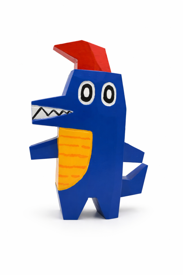 怪獸｜KENZI木雕 Kenzi Murabayashi, 藍色怪獸公仔, 木雕公仔, 幾何角色玩具, low poly toy, 日本設計師玩具, art toy 日本, 手作木雕, 怪獸公仔, 收藏玩具, 藝術擺件, 創作角色公仔