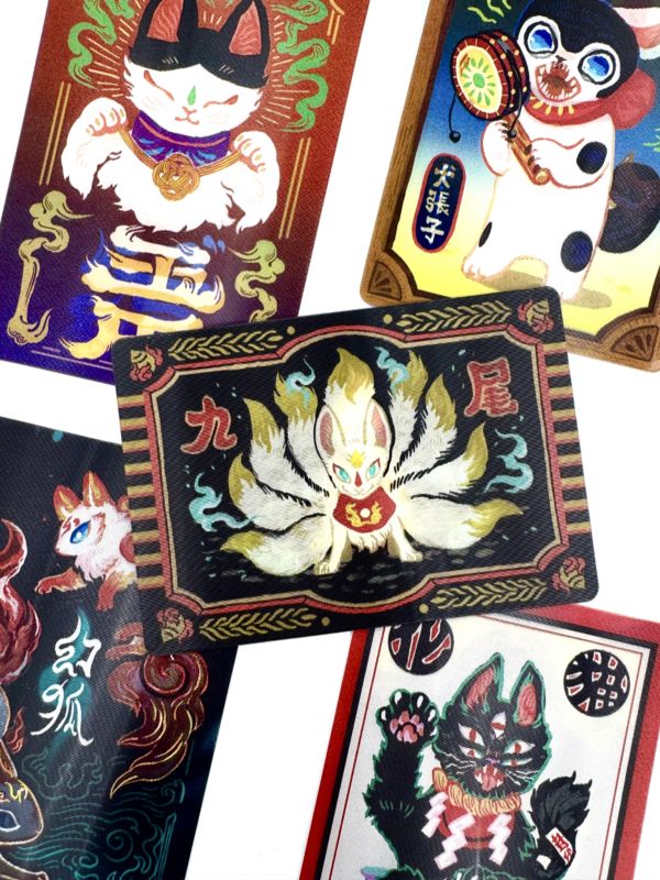 幻狐舍｜妖怪小卡系列 幻狐舍妖怪護符小卡系列,以日系妖怪與幻獸為主題,打造可收藏的護符小卡。每張卡片皆代表不同守護意象,適合收藏、交換或搭配護符商品使用,是喜愛妖怪文化與插畫風格不可錯過的系列。