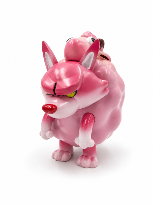 鹹魚人生｜PINK淦羚狼 鹹魚人生, salted fish studio, PINK淦羚狼, 披著羊皮的狼, sofubi, 軟膠公仔, 粉紅狼公仔, art toy, 怪奇玩具, 台灣設計師玩具, 潮流玩具, 收藏公仔, underground toy, 日系軟膠, 厭世公仔, 原創角色玩具