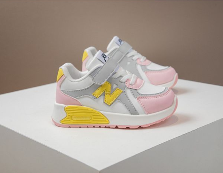 【預購】LIN004韓版男/女童軟底百搭時尚中大童鞋(16~21.5)【一雙就免運】 韓版男童寶寶鞋小白鞋學步鞋