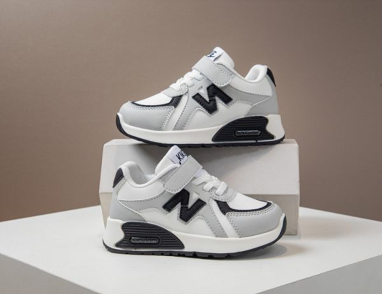 【預購】LIN004韓版男/女童軟底百搭時尚中大童鞋(16~21.5)【一雙就免運】 韓版男童寶寶鞋小白鞋學步鞋