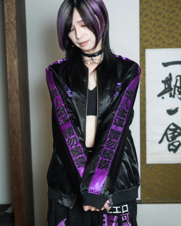 ItsShowTime X  𝑪𝒆𝒍𝒊𝒏𝒆 捨令  聯名橫須賀外套橫須賀外套 