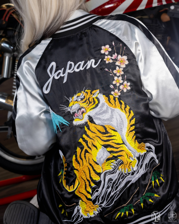 龍爭虎鬥(黑) 雙面穿橫須賀外套 