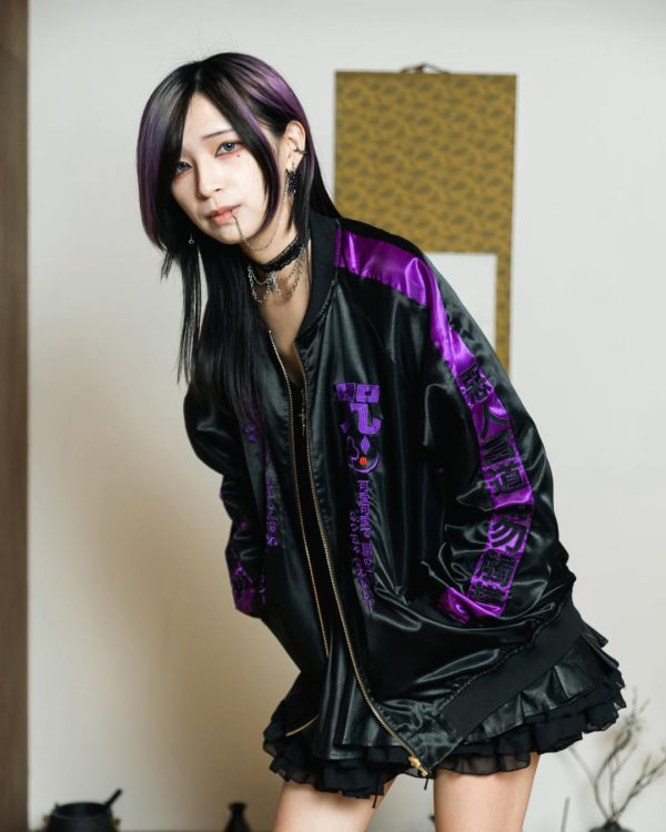 ItsShowTime X  𝑪𝒆𝒍𝒊𝒏𝒆 捨令  聯名橫須賀外套橫須賀外套 