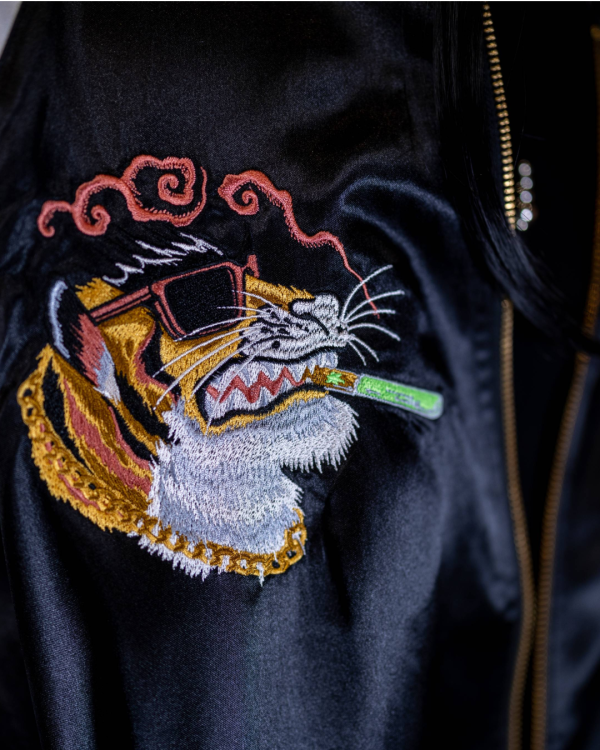 快樂老虎 橫須賀外套 