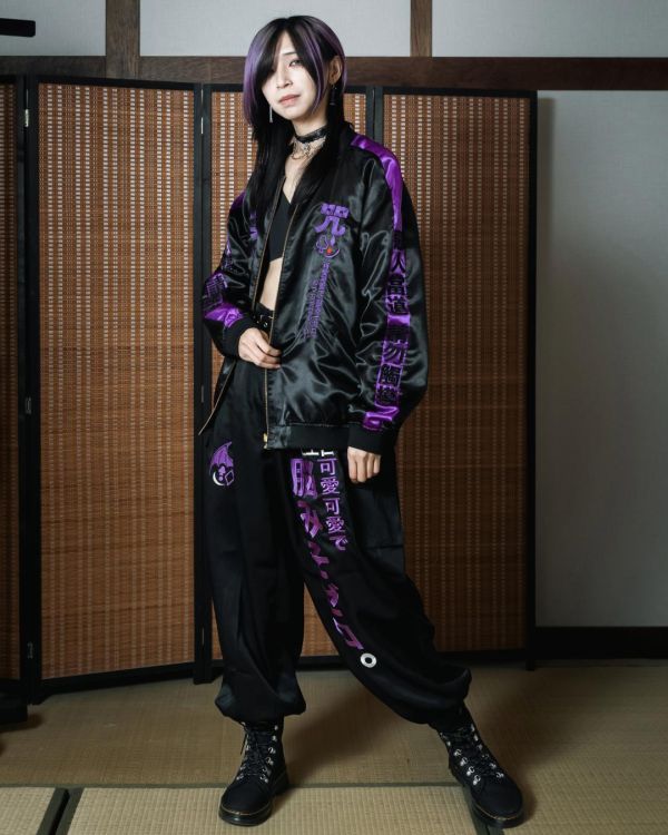 ItsShowTime X  𝑪𝒆𝒍𝒊𝒏𝒆 捨令  聯名橫須賀外套橫須賀外套 