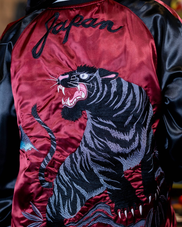 紫月龍環 橫須賀外套 