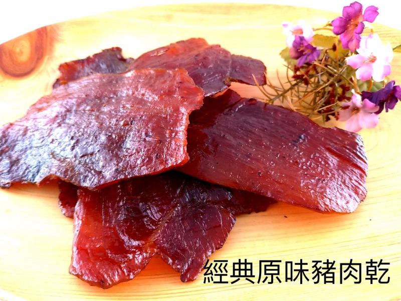 經典原味豬肉乾 手工、豬肉乾、火腿、臘腸、臘肉、年貨、伴手禮
烤雞、烤鴨、雞腿、雞翅、烤豬肝、豬舌、脆皮肉、叉燒
紅燒腸、烤豬肋排,烤豬頭皮