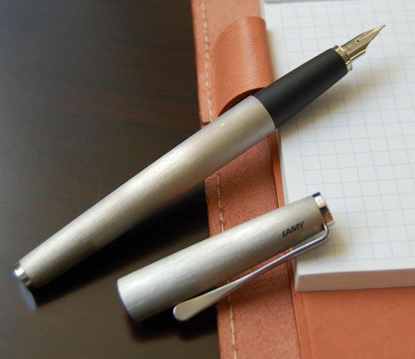 LAMY studio 演藝家系列 刷紋霧亮鋼筆(65) 三種筆尖可選 