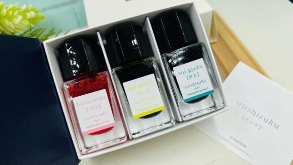 日本 PILOT百樂 Iroshizuku色彩雫 鋼筆墨水(INK-15)15ml 花筏 螢火 翠玉 花筏 螢火 翠玉