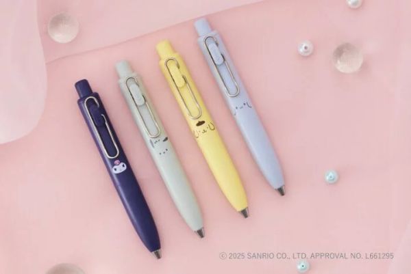 三菱Uni-ball ONE P 三麗鷗限定版 口袋系列濃墨低重心自動鋼珠筆 0.38 / 0.5mm(UMNSPSR)黑墨 