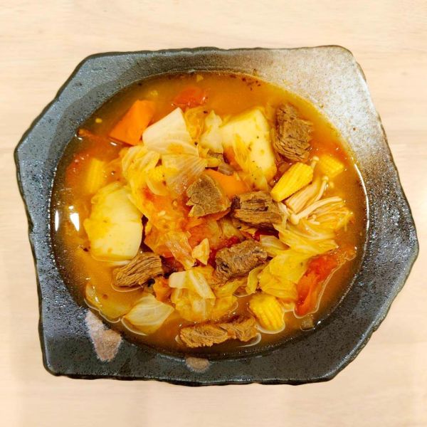Tommy的輕盈餐桌｜高效健康料理課：用最省時的方法，煮出全家的輕盈餐桌 Tommy’s Light Table: Efficient Healthy Cooking Class 