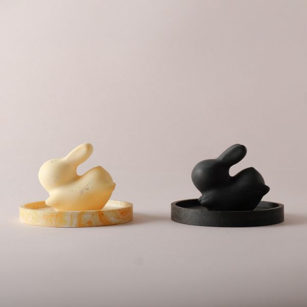 秋夕流光｜金箔石紋月兔置物盤創作課  Autumn Glow : Gold Leaf Marble Moon Rabbit Tray Craft 飛兔奔月、雙材質工藝、磨石子課程、環保石材、水庫淤泥、生態泥、永續工藝、生活美學、手作課程、中秋手作、置物盤DIY、金箔大理石、飾品盤DIY、台北手作課程、久號課程
