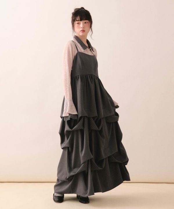 褶皺蓬鬆吊帶洋 