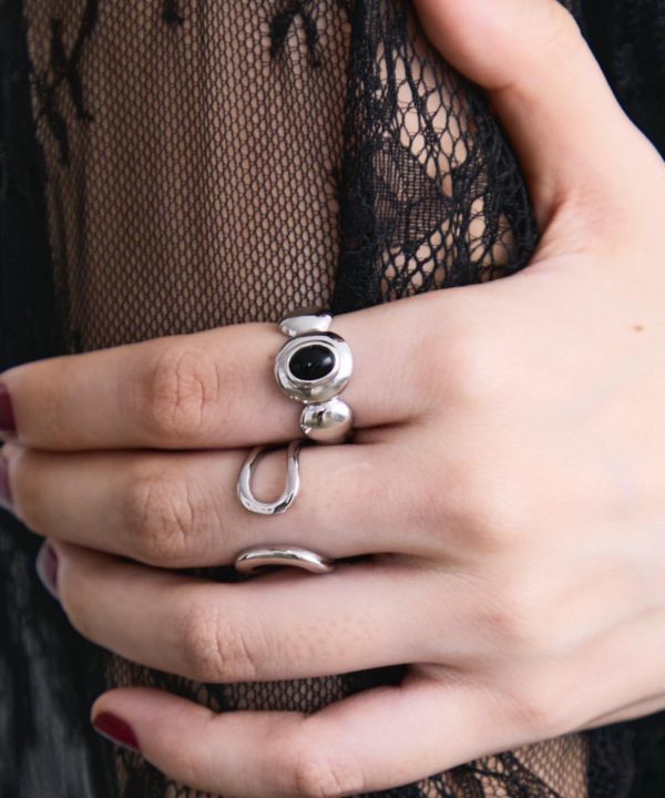 黑寶石復古銀戒 