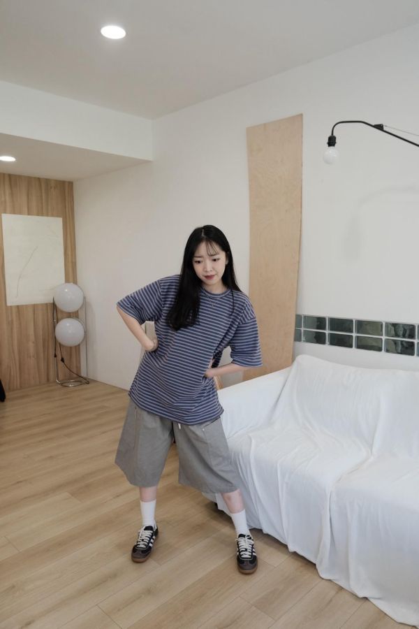 奶油絨寬版條紋短踢 