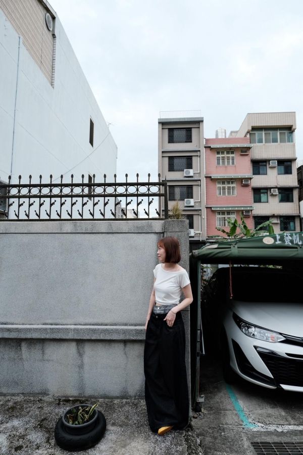 小露肩短袖Tee 