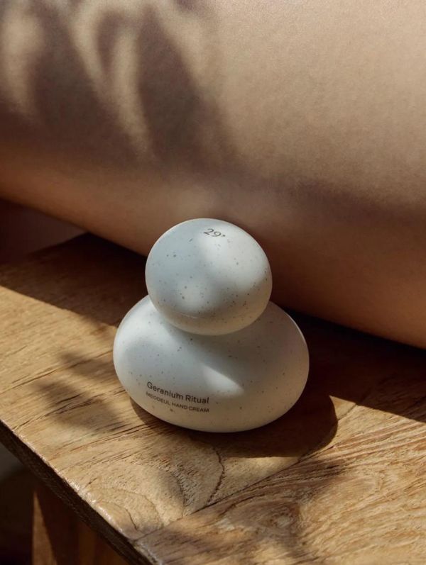 Muddle 石頭造型香氛護手霜 