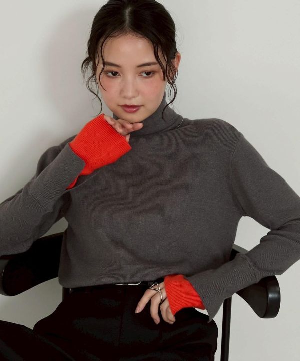 疊層式高領針織 