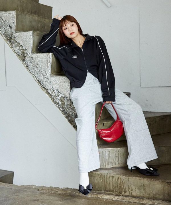 Umbro聯名滾邊運動外 