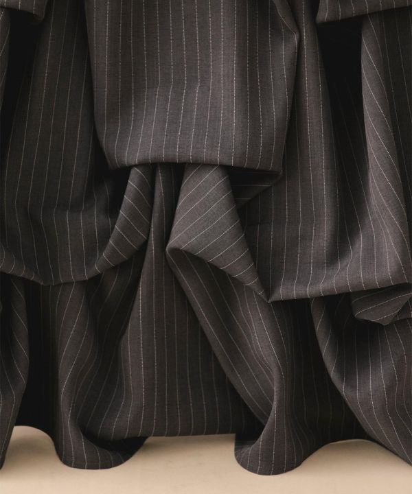 褶皺蓬鬆吊帶洋 