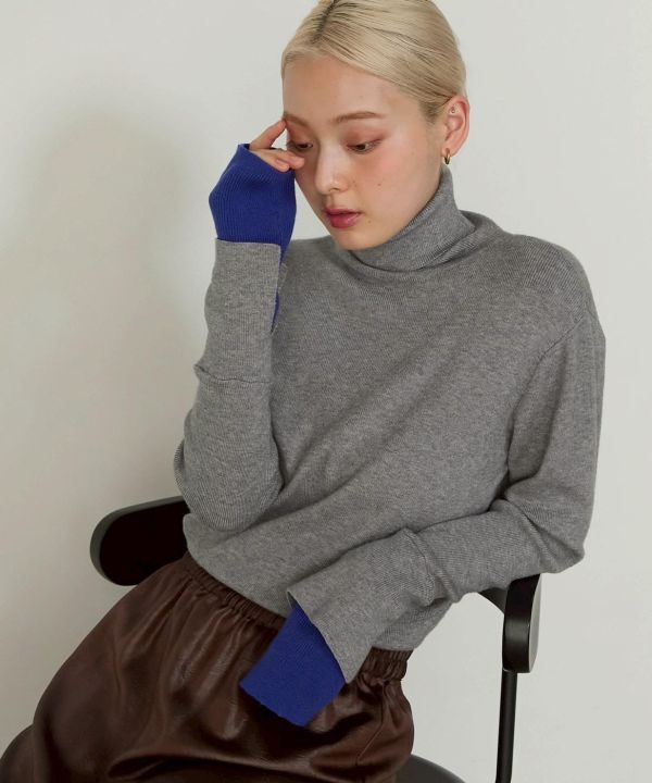 疊層式高領針織 