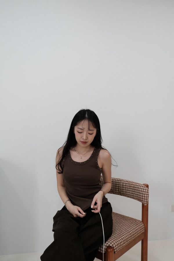 鉚釘螺紋背心 