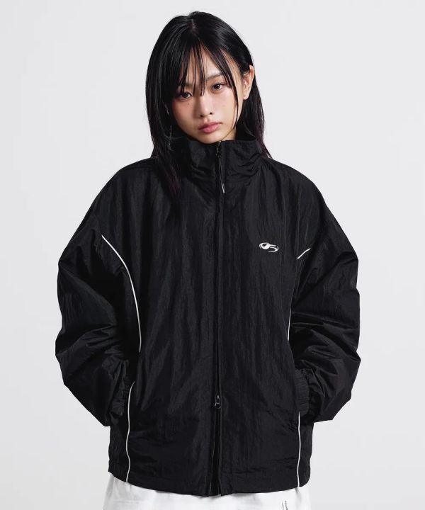 Filuminate弧形線條風衣 