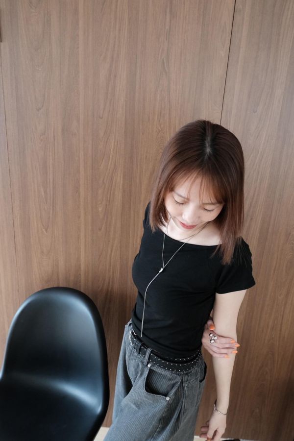 小露肩短袖Tee 