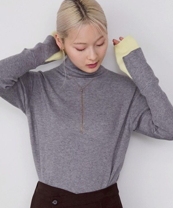 疊層式高領針織 
