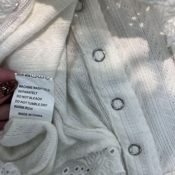 白馬甲吊帶背心 女上衣,二手女裝,穿搭,上衣,外套,襯衫