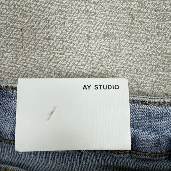 開岔牛仔短裙 二手女裙褲,長裙,短裙,長褲,短褲,穿搭推薦,高CP服飾,洋裝,吊帶褲,吊帶裙 牛仔裙