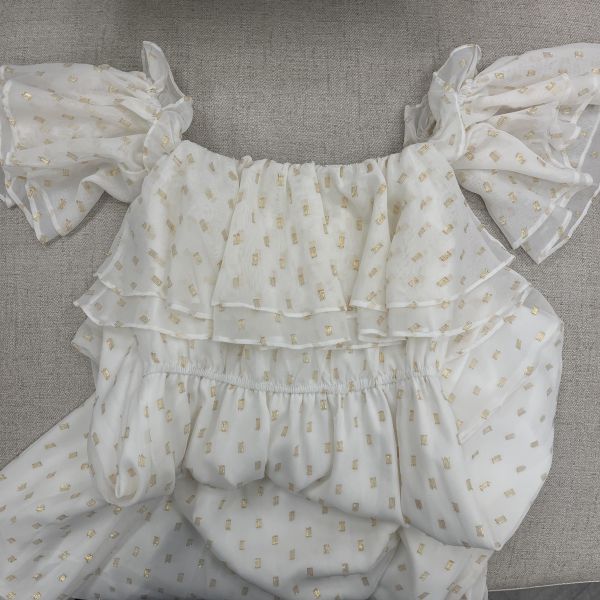 米白氣質連身平口長裙 二手女裙褲,長裙,短裙,長褲,短褲,穿搭推薦,高CP服飾,洋裝,吊帶褲,吊帶裙 碎花 平口