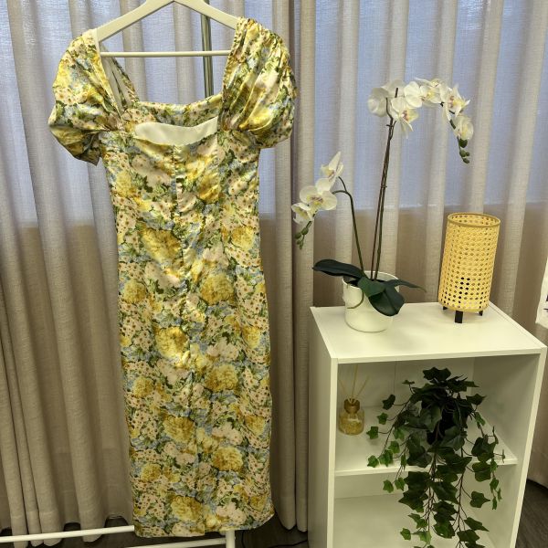 復古碎花泡泡袖長洋裝 二手女裙 / 長裙短裙 / 穿搭推薦 / 高CP服飾/度假/出遊/氣質/洋裝/復古