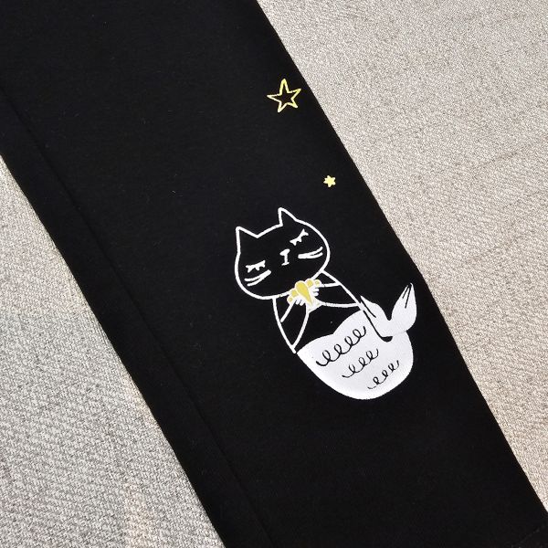 黑貓咪印花內搭褲 二手女裙褲 / 長褲短褲 / 穿搭推薦 / 高CP服飾